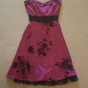 Le Chateau Retro Vintage party dress